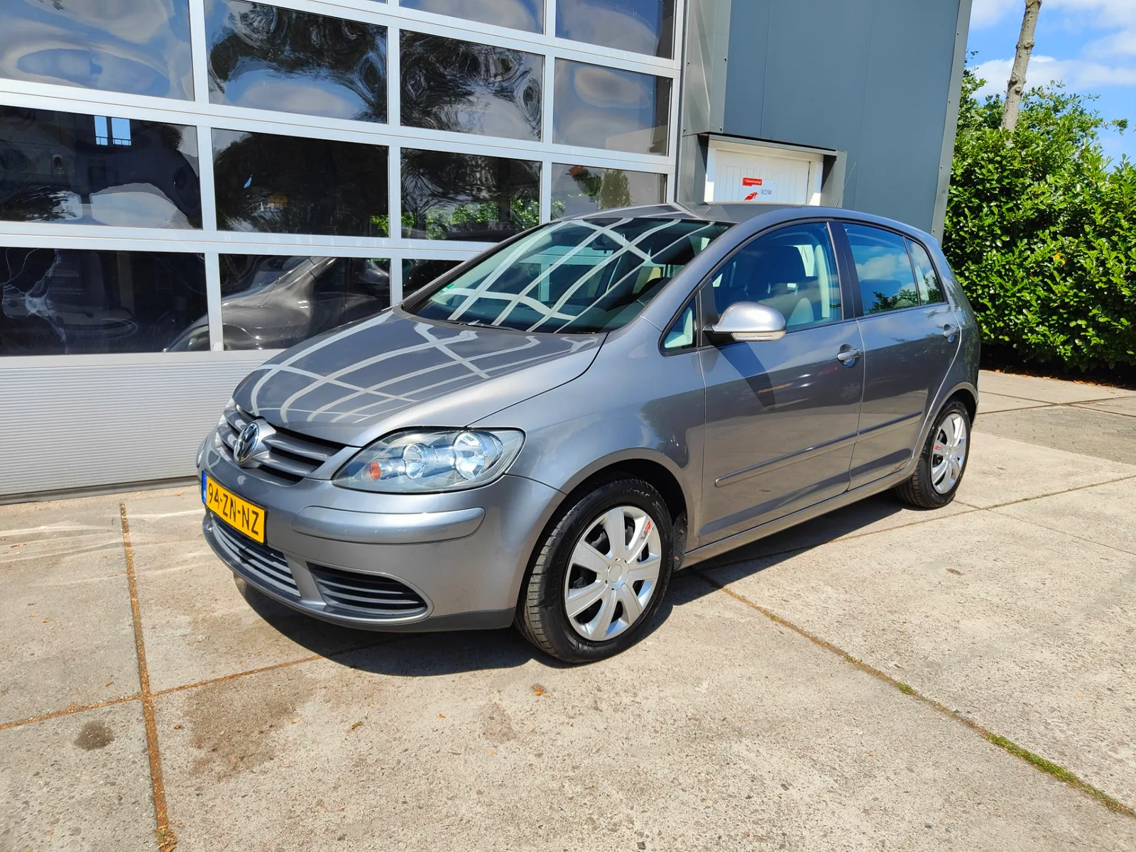 Volkswagen Golf Plus (2008) — foto 1