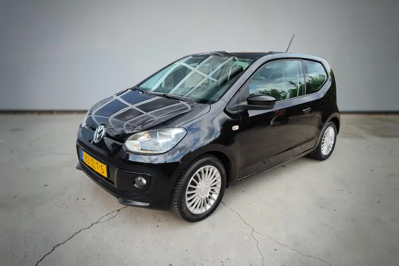 Volkswagen Up! (2012)
