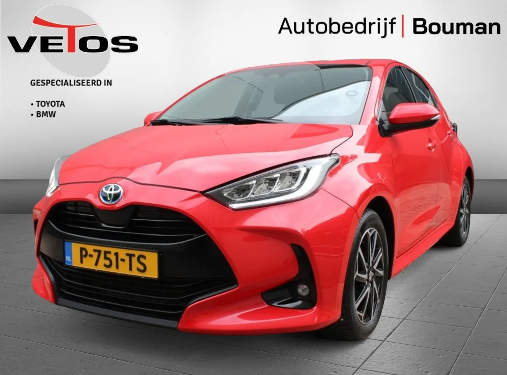 Toyota Yaris (2022) — foto 1