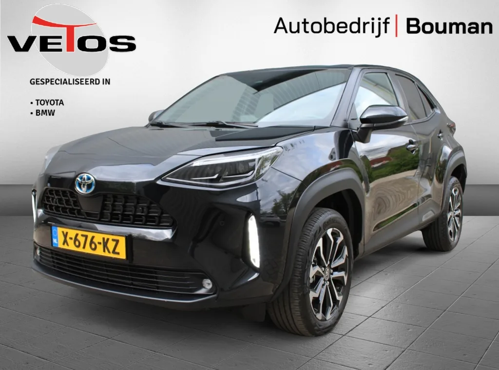 Toyota Yaris (2023) — foto 1
