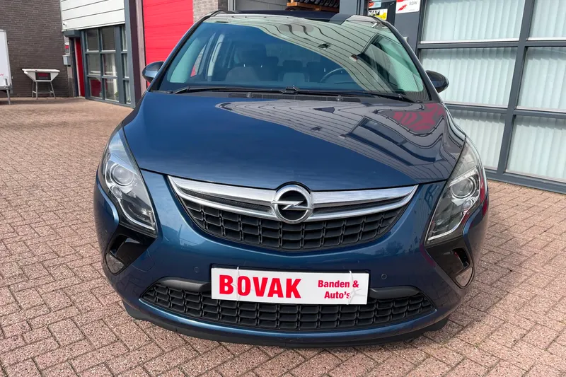 Opel Zafira (2016)