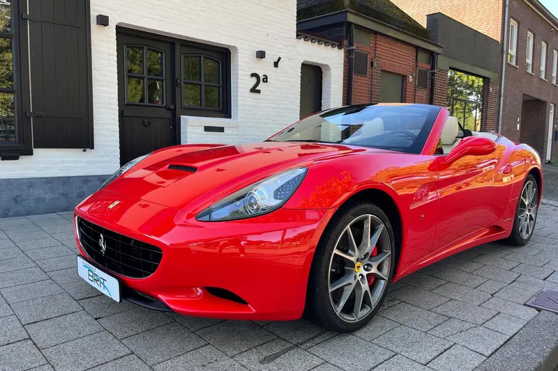 Ferrari California (2010)