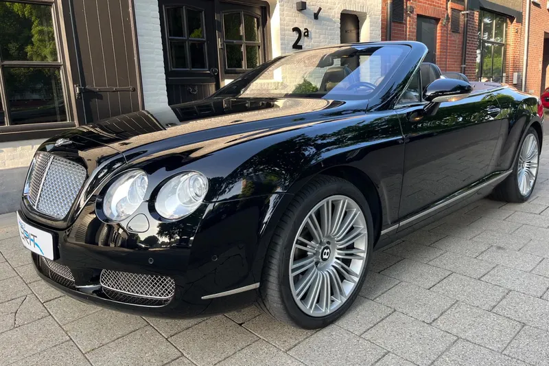 Bentley Continental GTC (2007)