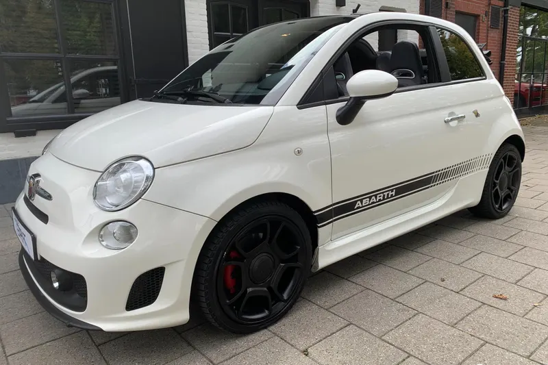 Abarth 500 (2011)