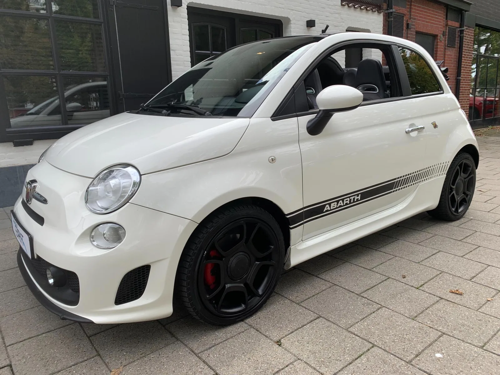 Abarth 500 (2011) — foto 1
