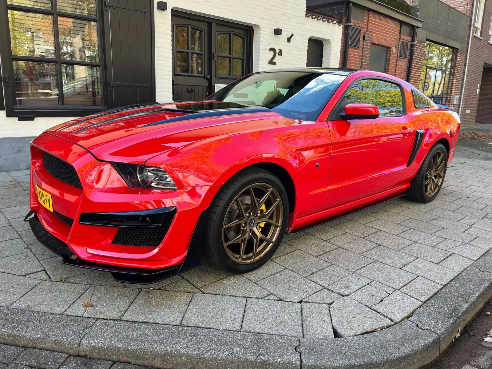 Ford Mustang (2014) — foto 1