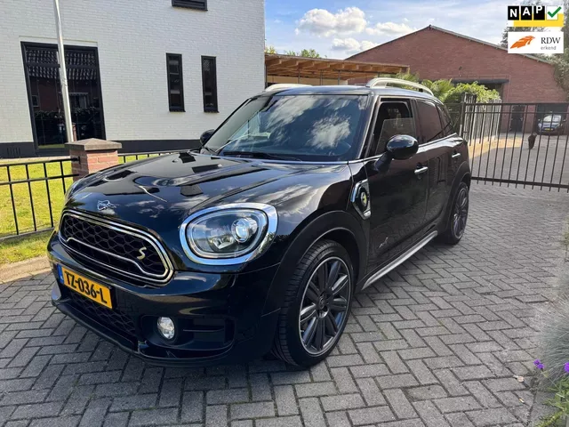 MINI Countryman (2018) — foto 1