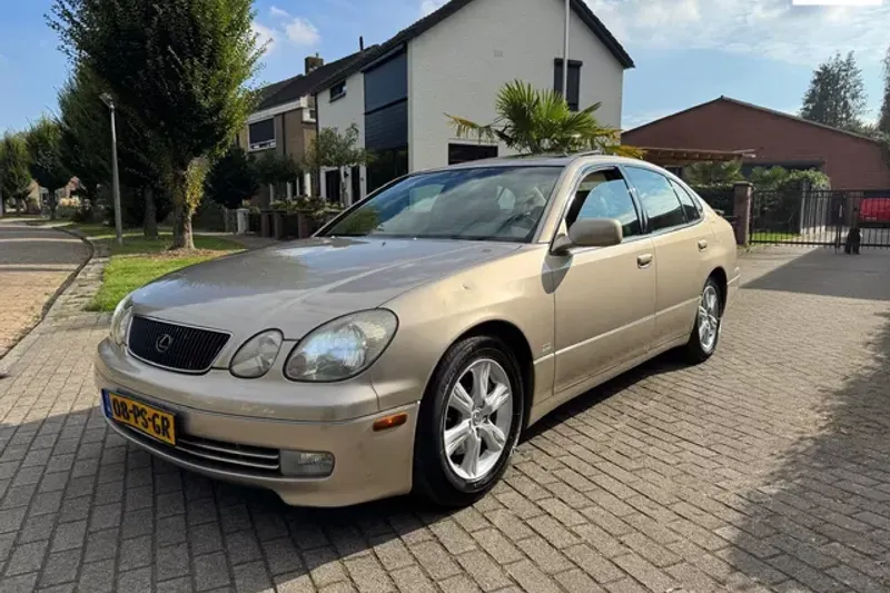 Lexus GS (2000)