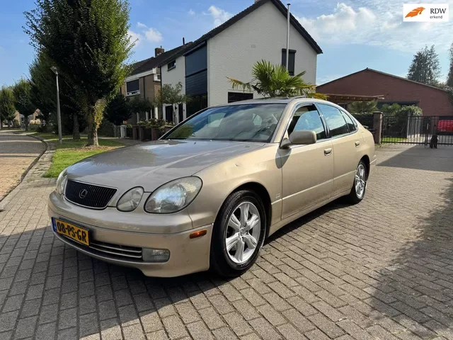 Lexus GS (2000) — foto 1