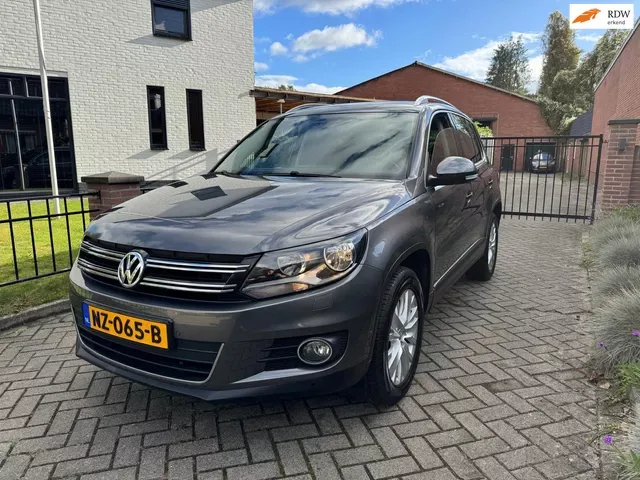 Volkswagen Tiguan (2013) — foto 1
