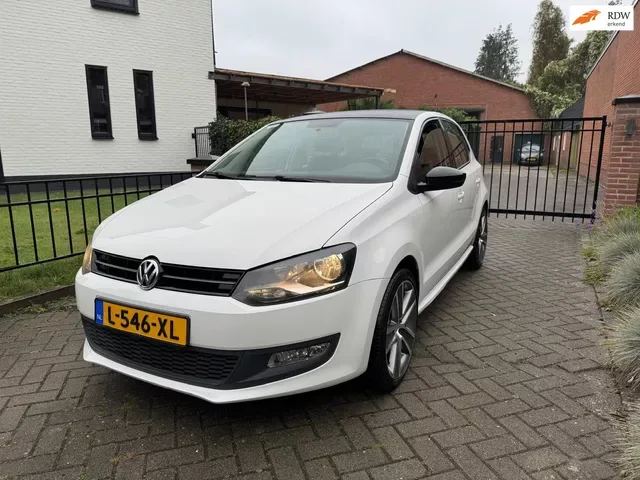 Volkswagen Polo (2012) — foto 1