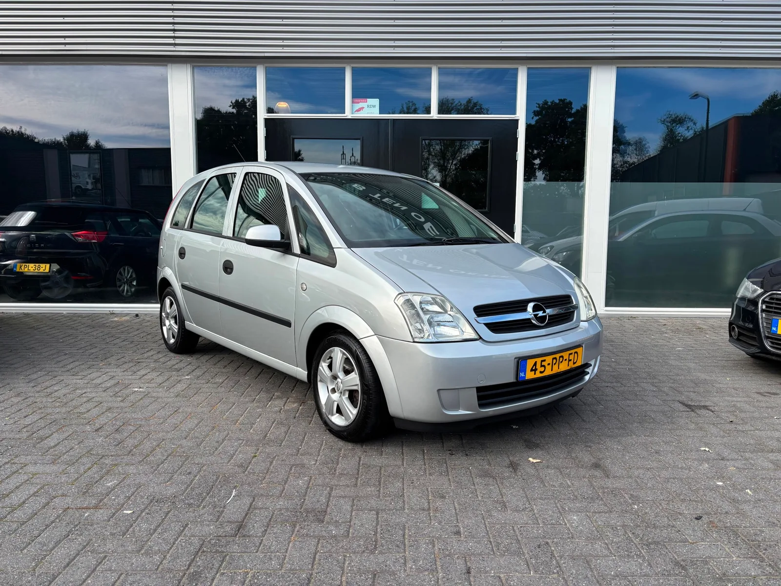 Opel Meriva (2004) — foto 1