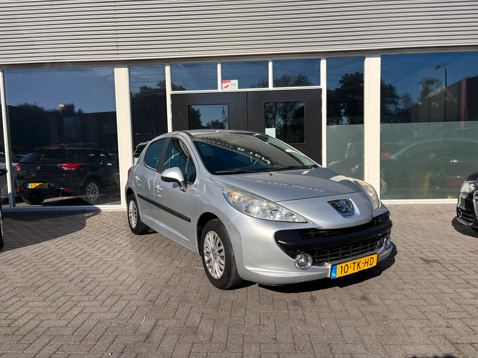 Peugeot 207 (2006) — foto 1
