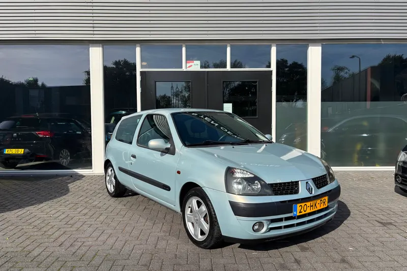 Renault Clio (2001)