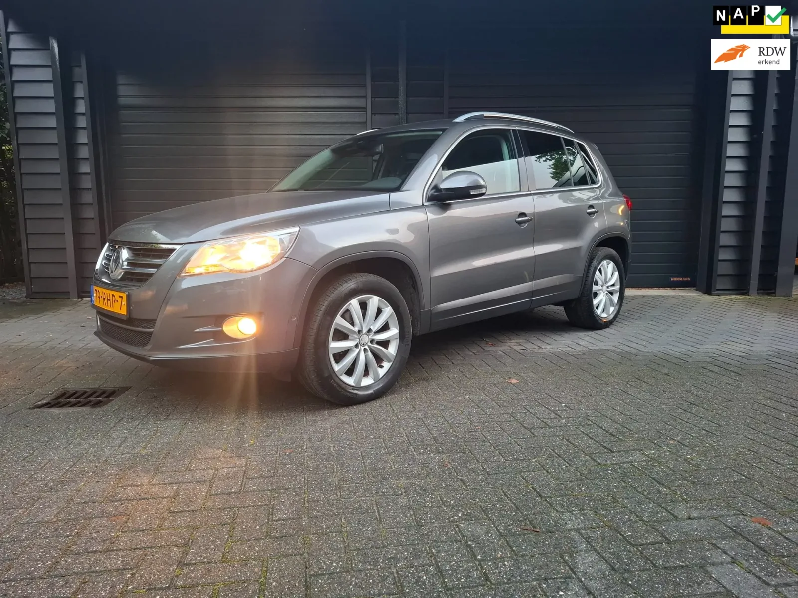 Volkswagen Tiguan (2011) — foto 1