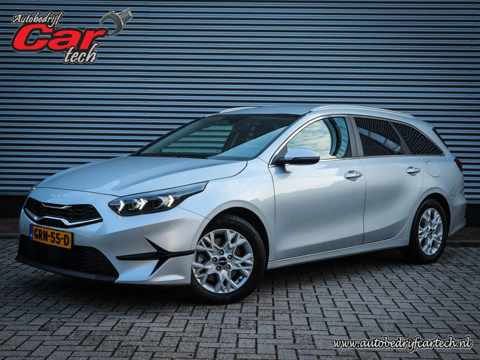 Kia Ceed Sportswagon (2024) — foto 1