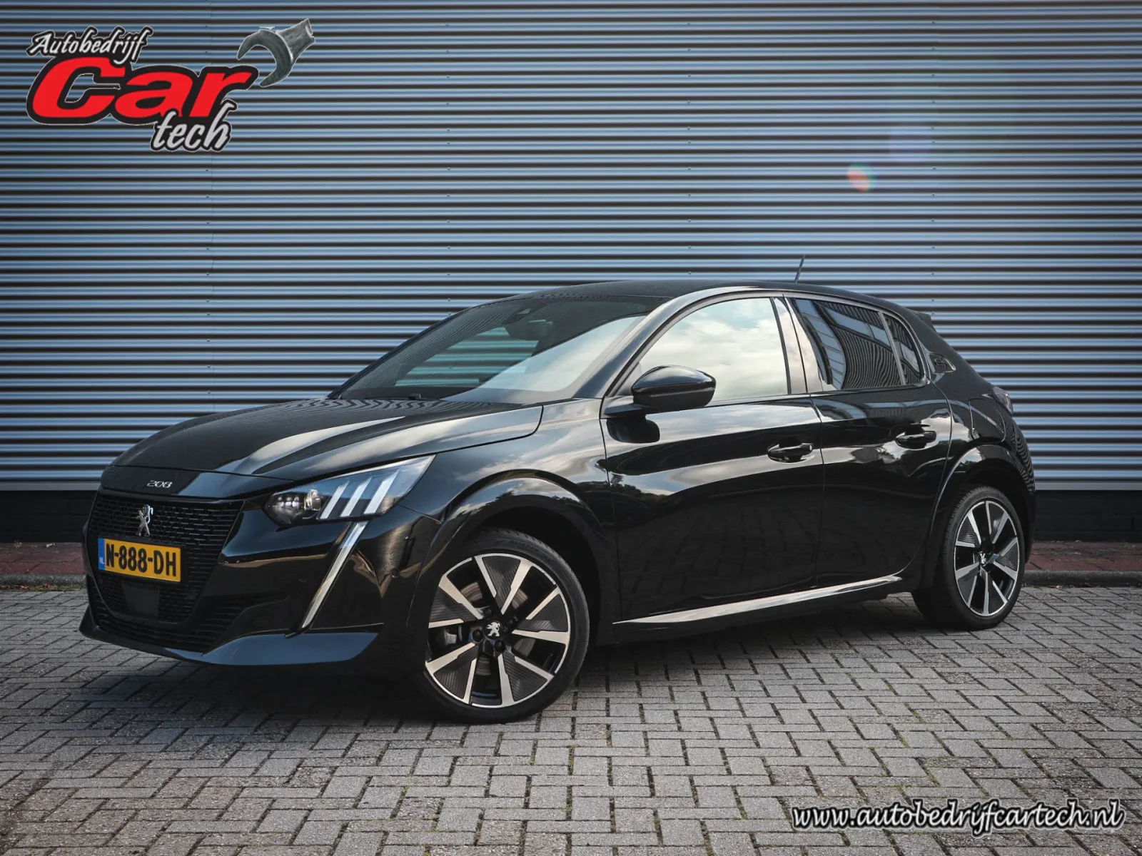 Peugeot e-208 (2021) — foto 1
