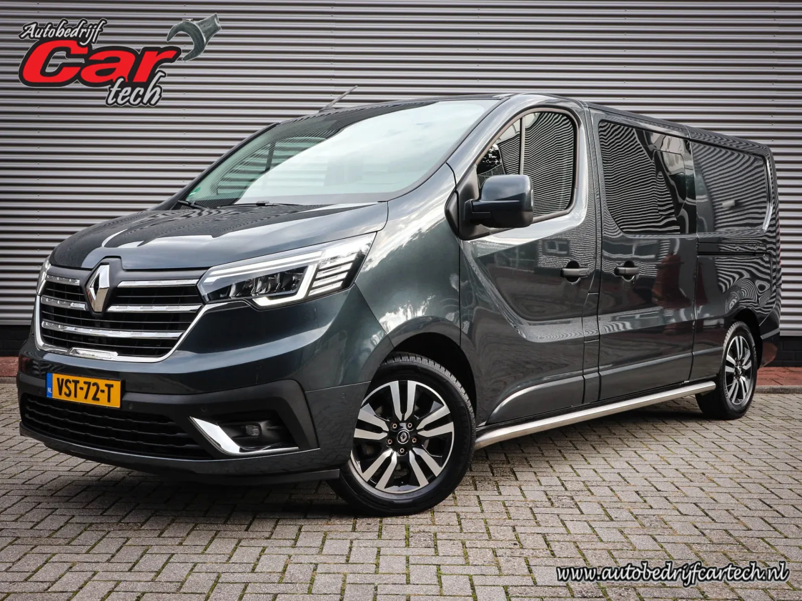 Renault Trafic (2023) — foto 1