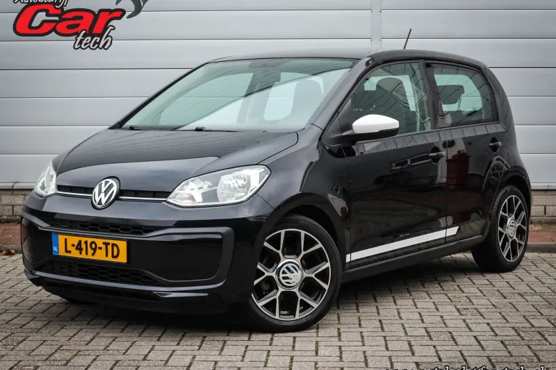 Volkswagen Up! (2016)