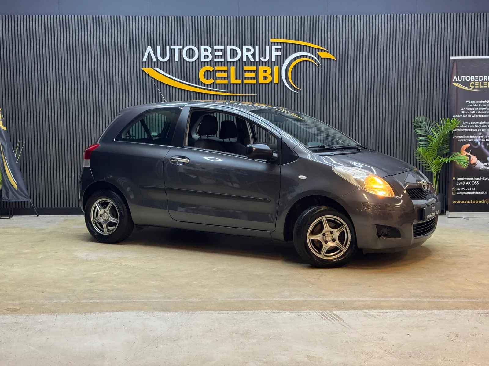 Toyota Yaris (2009) — foto 1