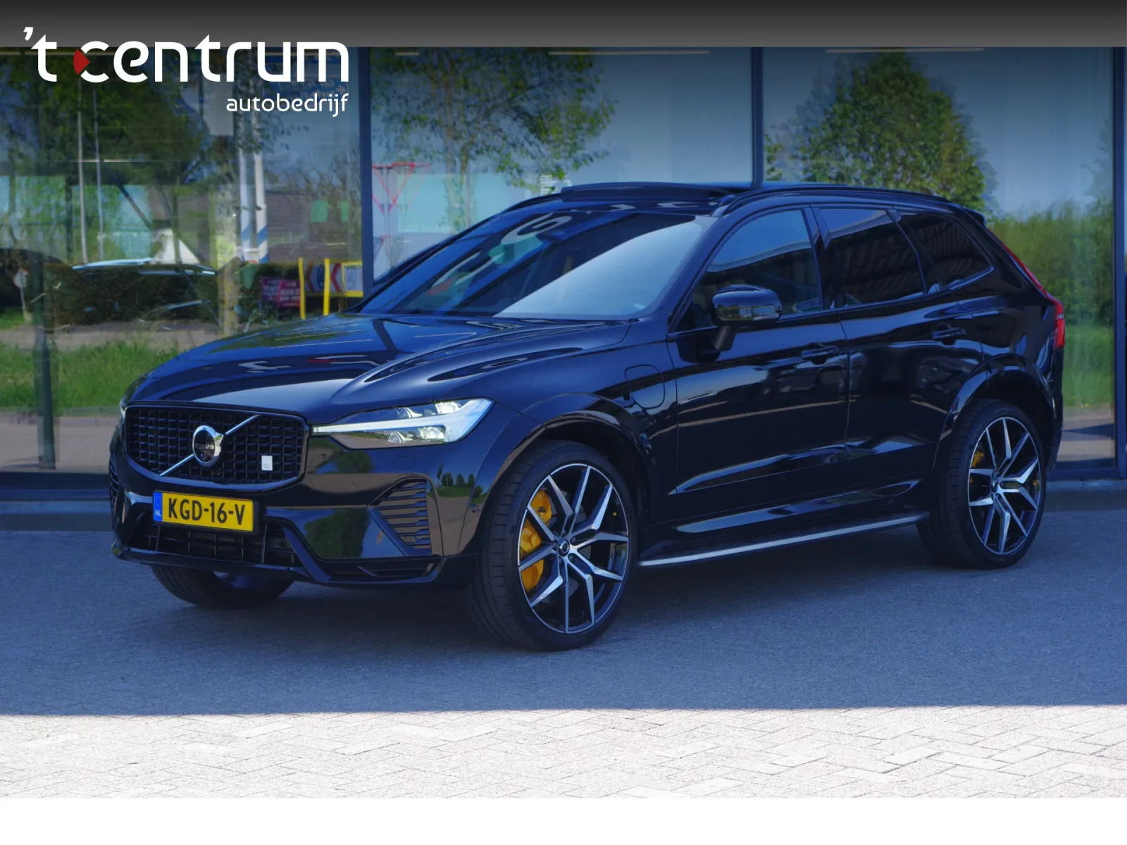 Volvo XC60 (2024) — foto 1