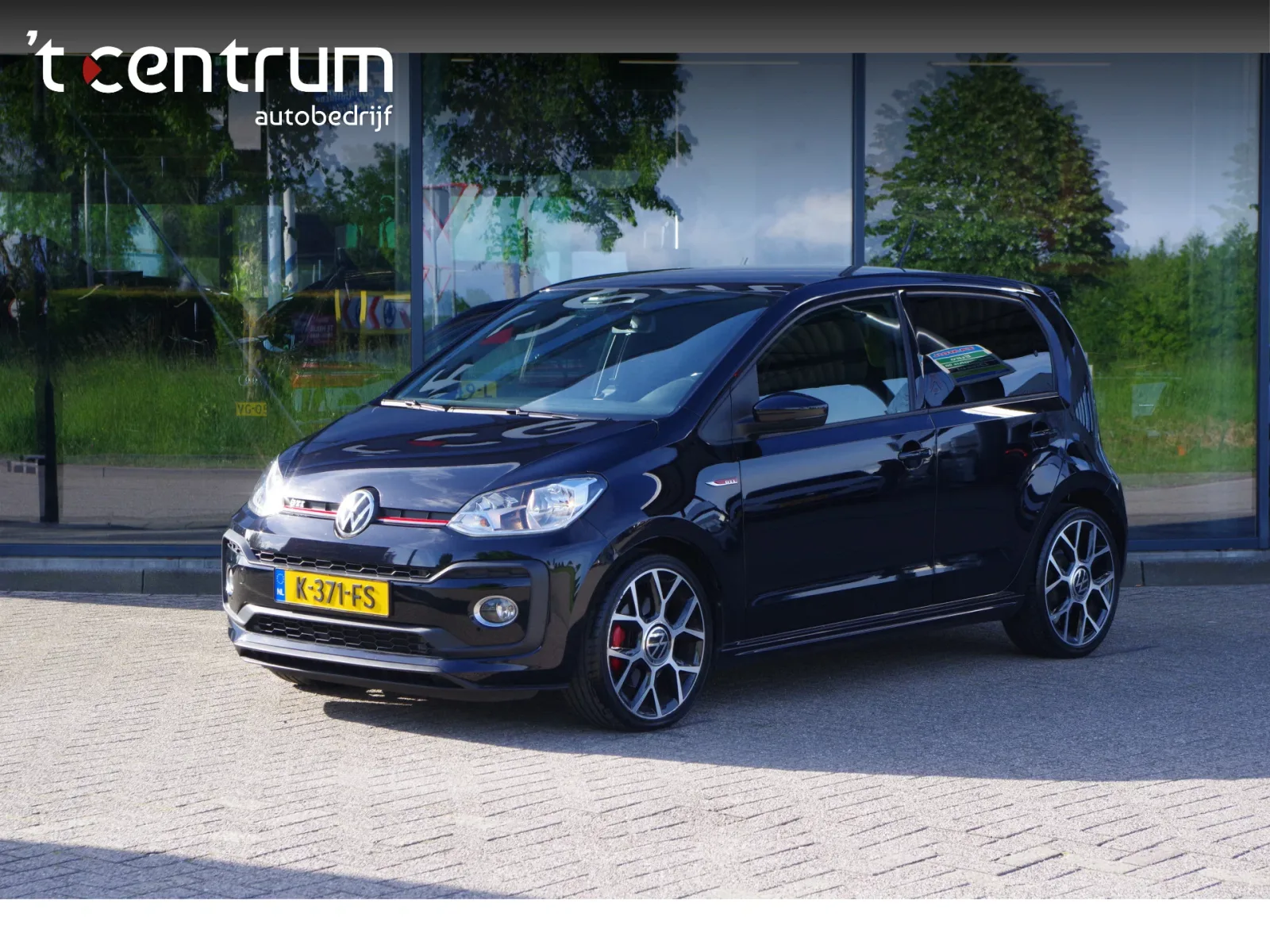 Volkswagen Up! (2020) — foto 1