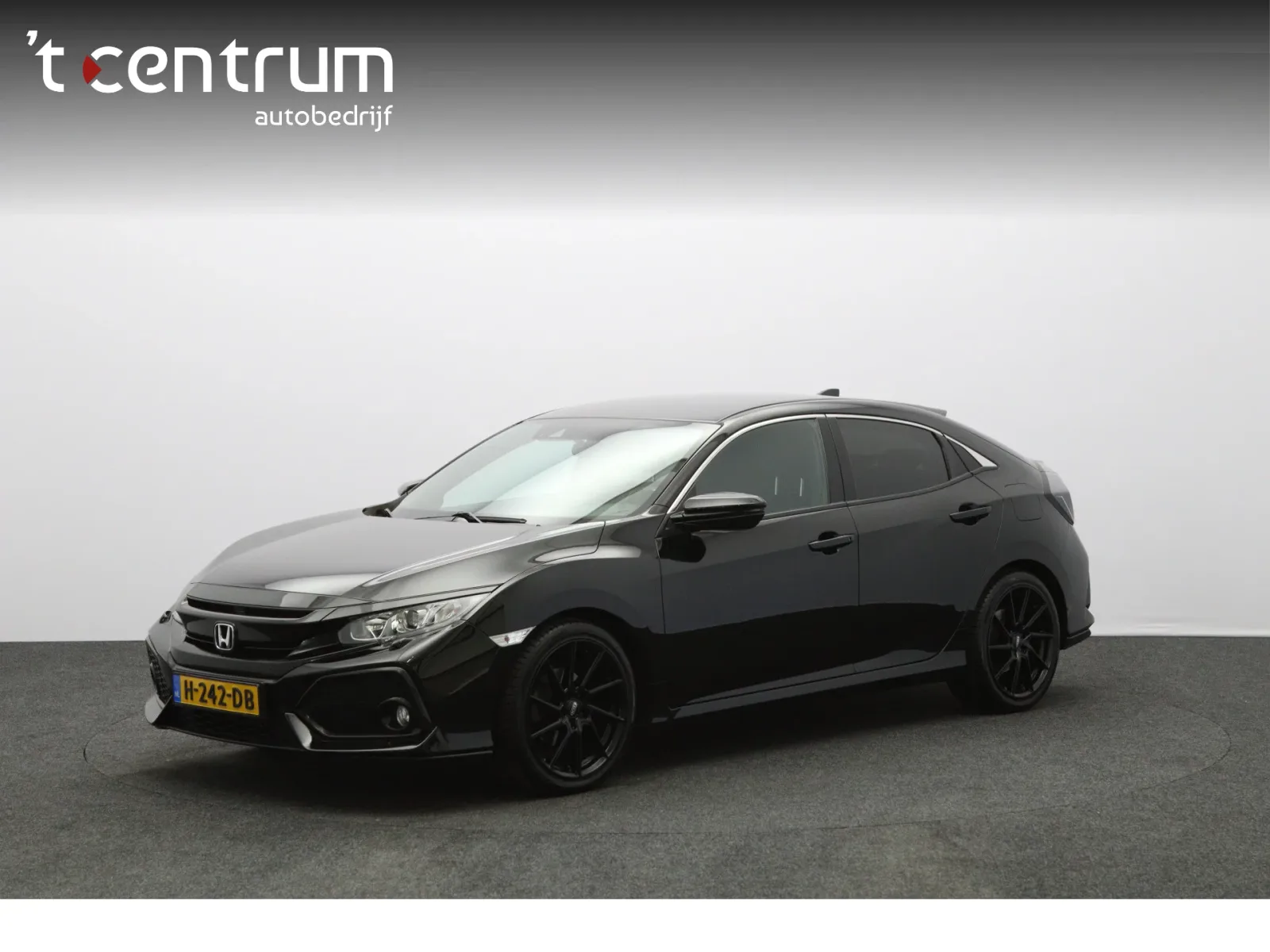 Honda Civic (2020) — foto 1