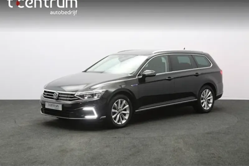 Volkswagen Passat (2022)