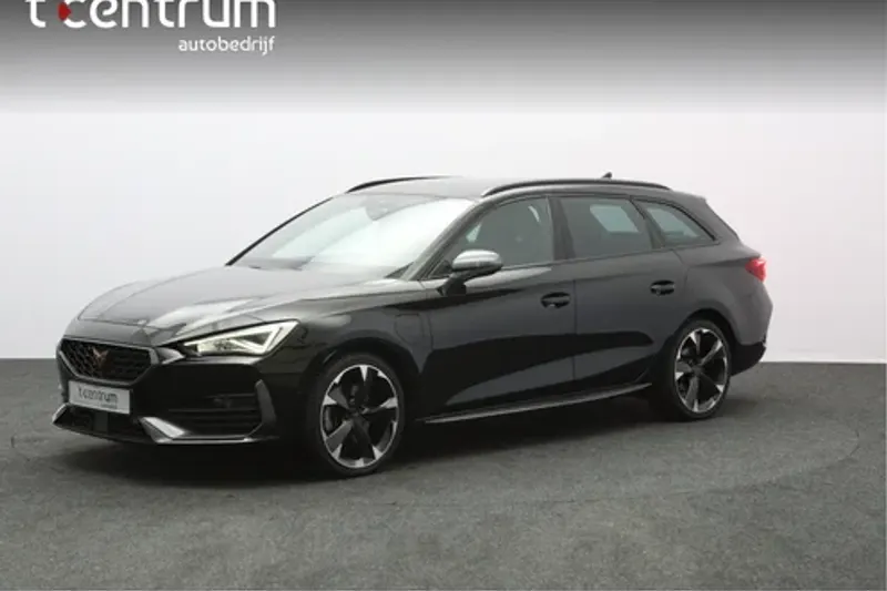 CUPRA Leon (2023)