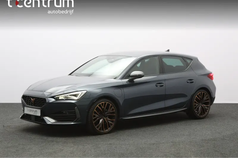 CUPRA Leon (2022)