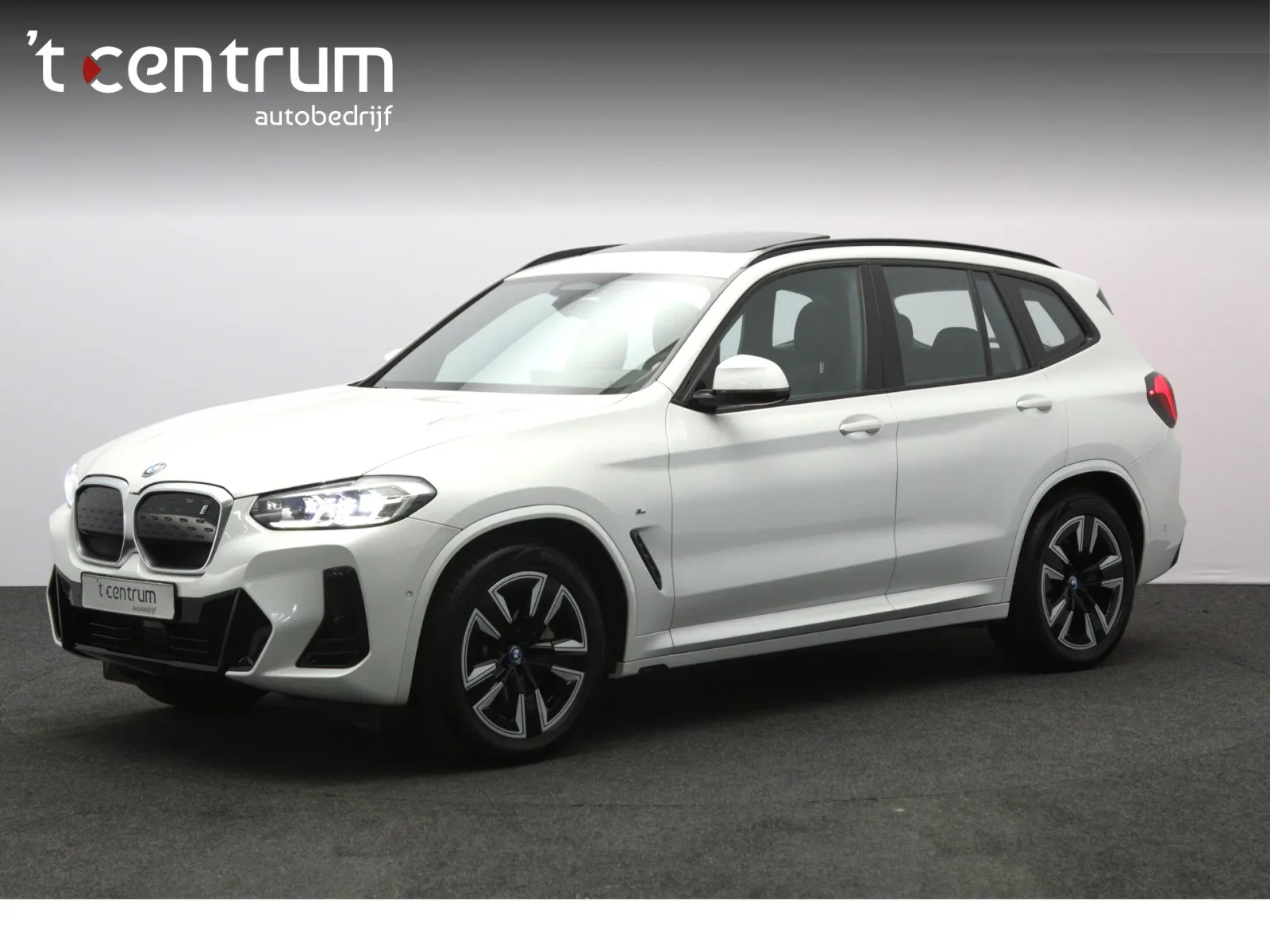 BMW iX3 (2024) — foto 1