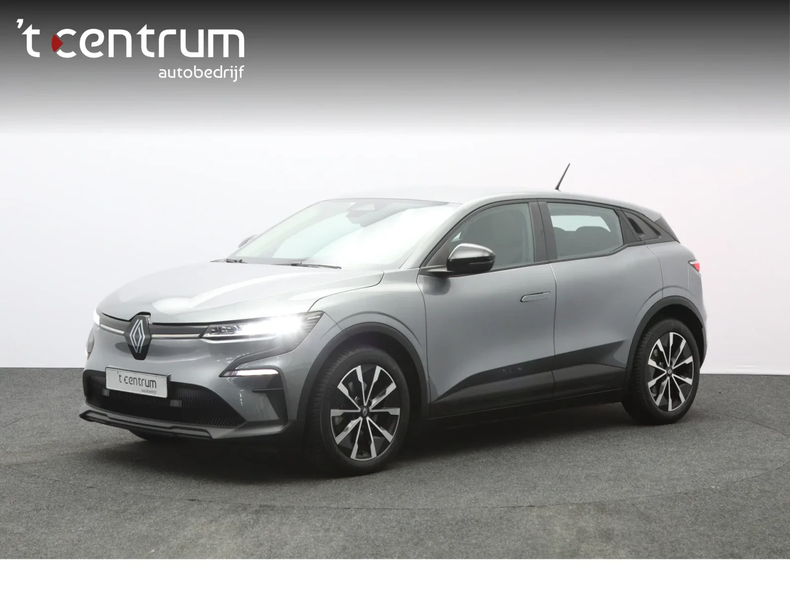 Renault Mégane (2023) — foto 1