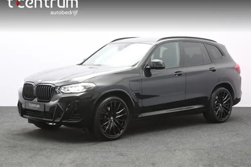 BMW X3 (2023)