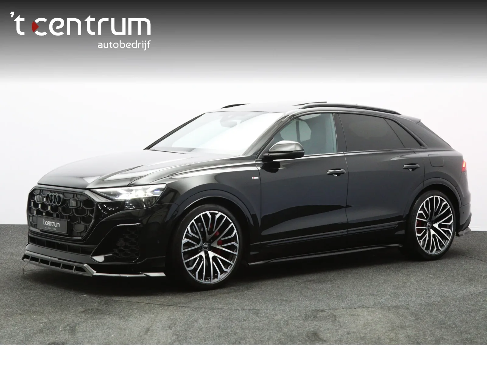 Audi Q8 (2024) — foto 1