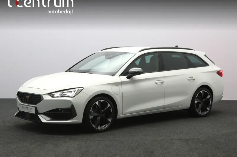 CUPRA Leon (2023)
