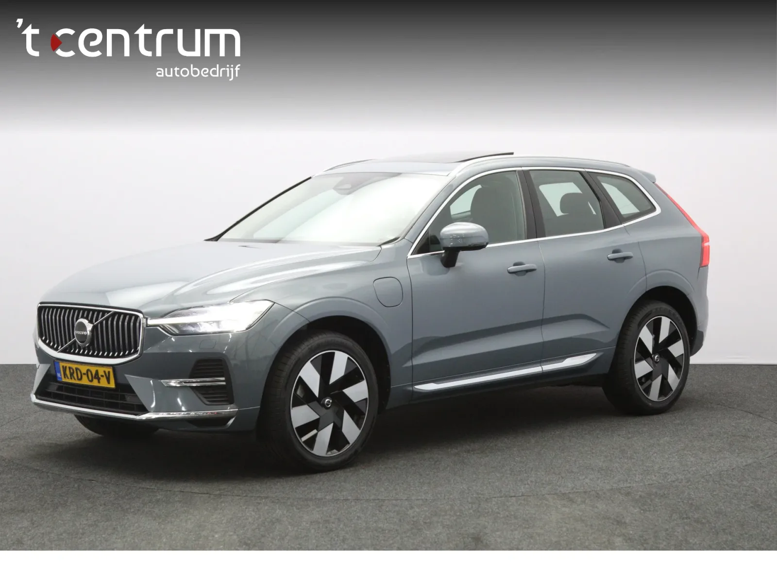 Volvo XC60 (2023) — foto 1
