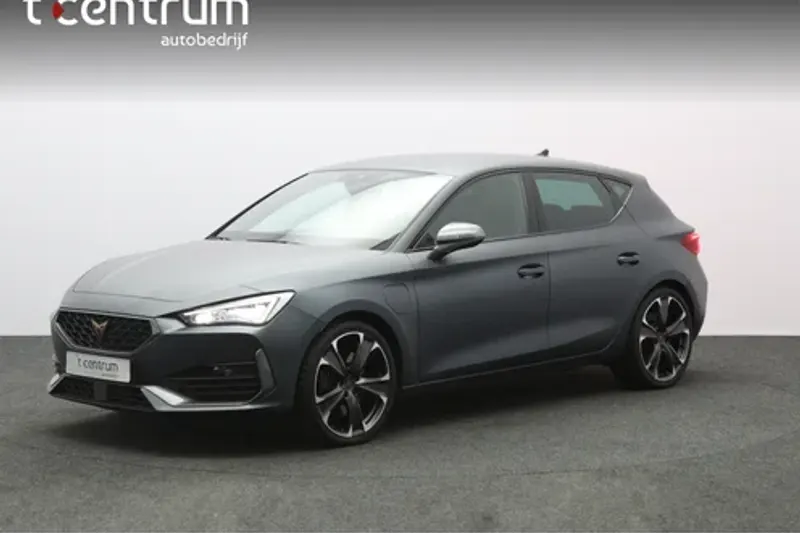 CUPRA Leon (2023)