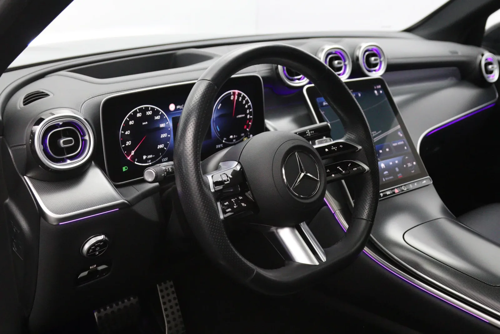 Mercedes-Benz GLC-Klasse (2023) — foto 1