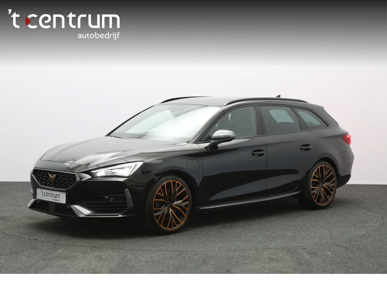 CUPRA Leon (2023) — foto 1