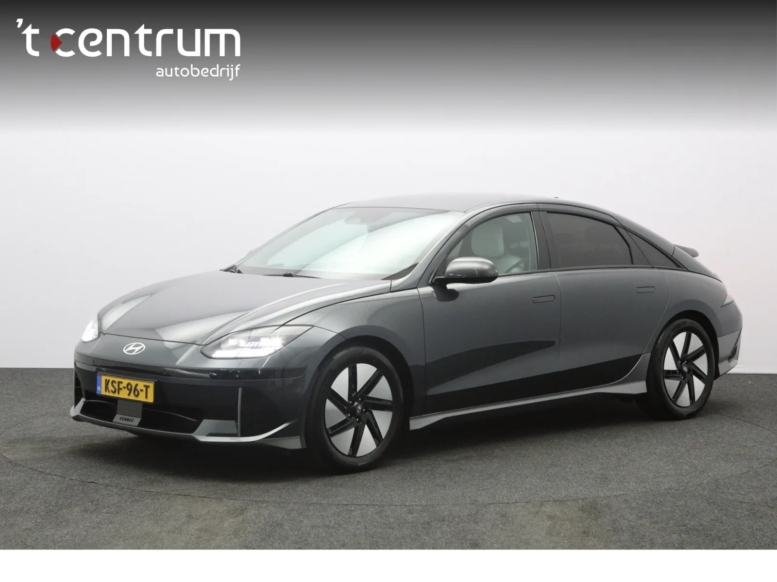 Hyundai Ioniq (2023) — foto 1