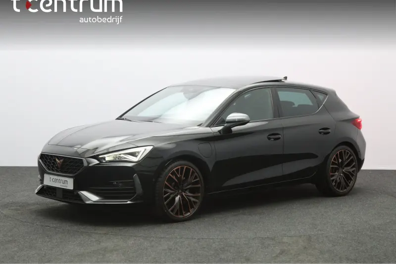 CUPRA Leon (2024)
