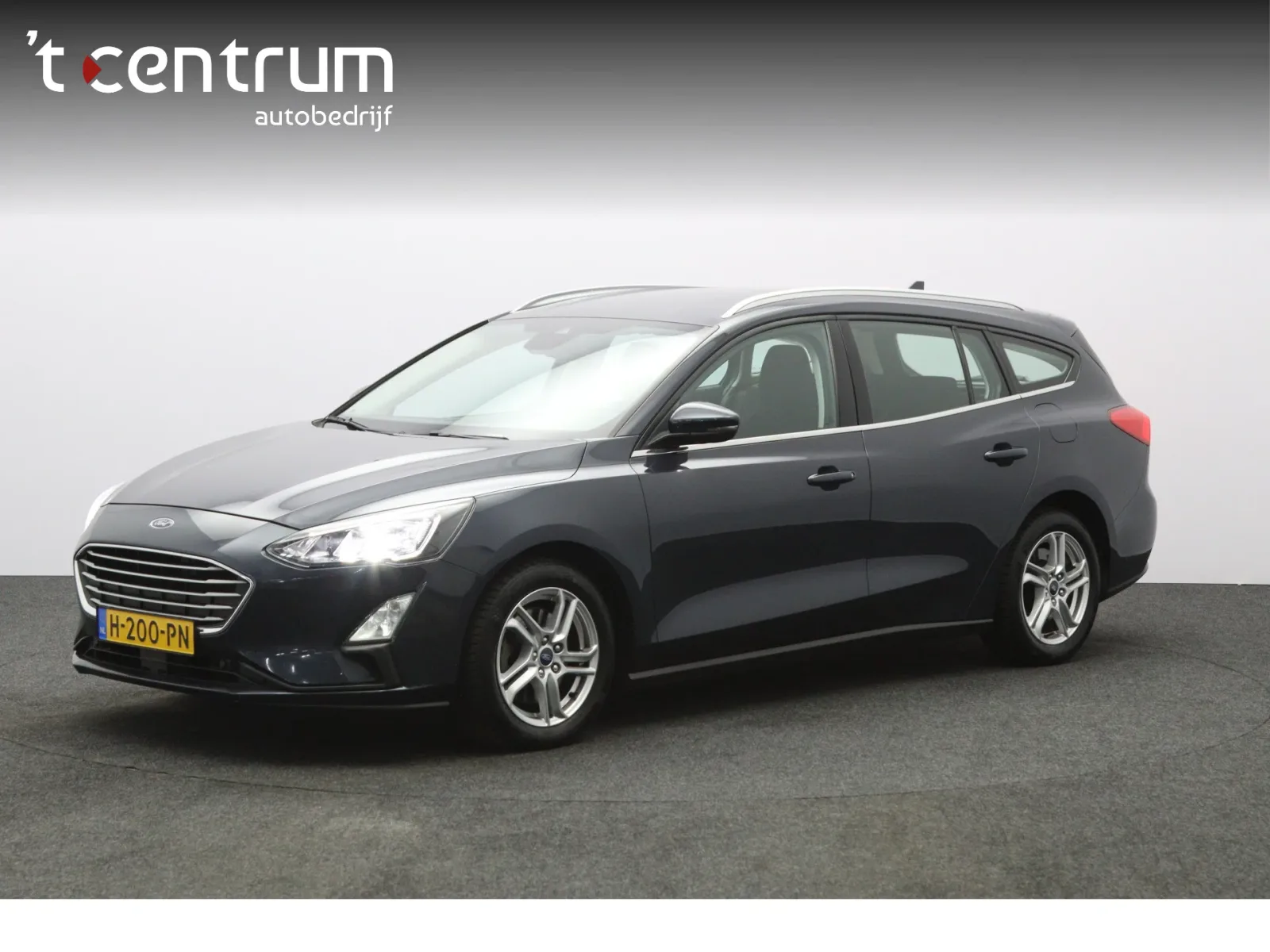 Ford Focus (2020) — foto 1