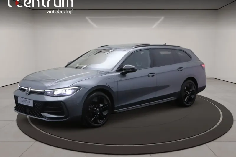 Volkswagen Passat (2025)
