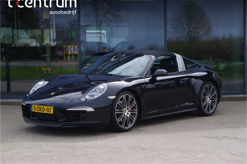 Porsche 911 (2015)