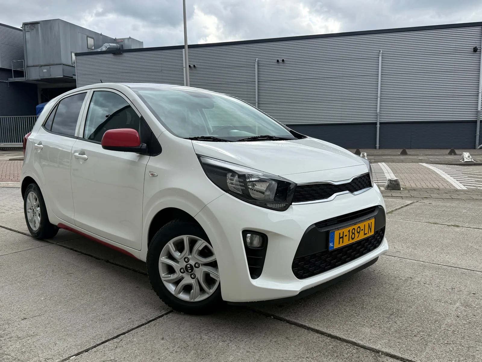 Kia Picanto (2017) — foto 1