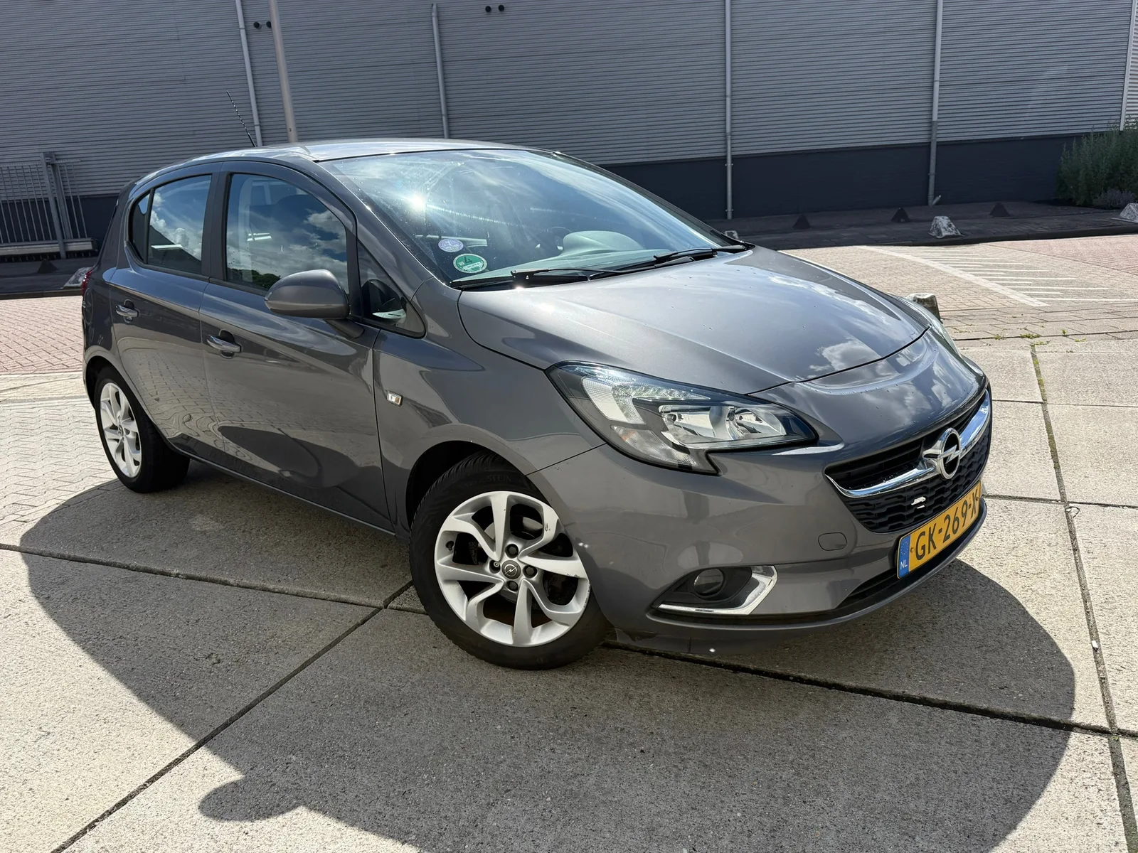 Opel Corsa (2015) — foto 1
