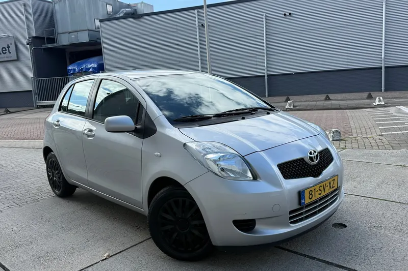 Toyota Yaris (2006)