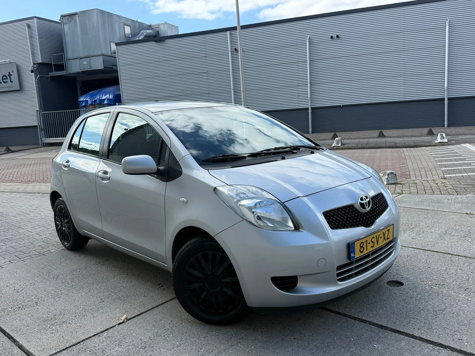 Toyota Yaris (2006) — foto 1