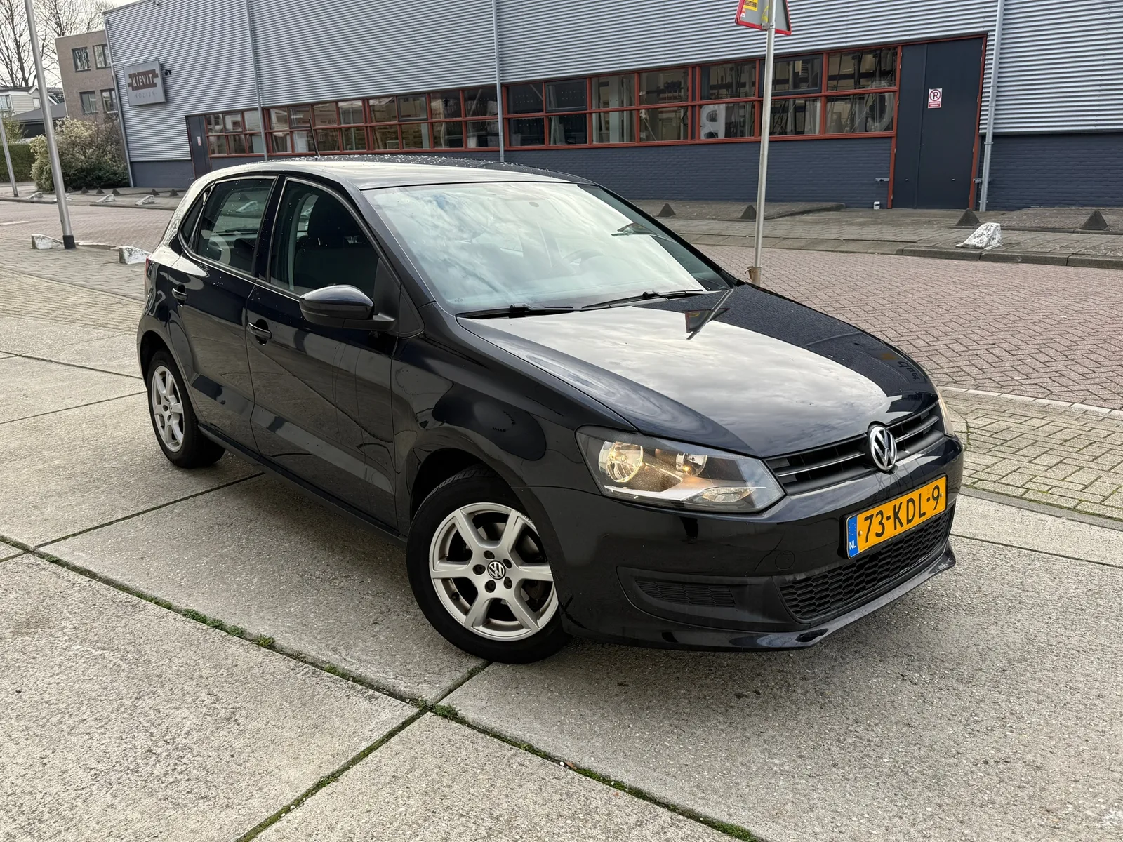 Volkswagen Polo (2009) — foto 1