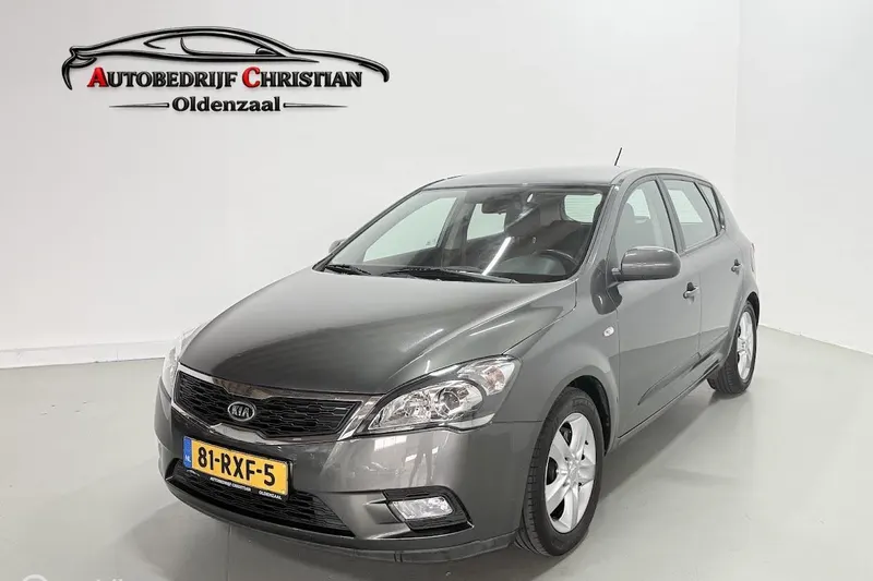 Kia Cee'd (2011)
